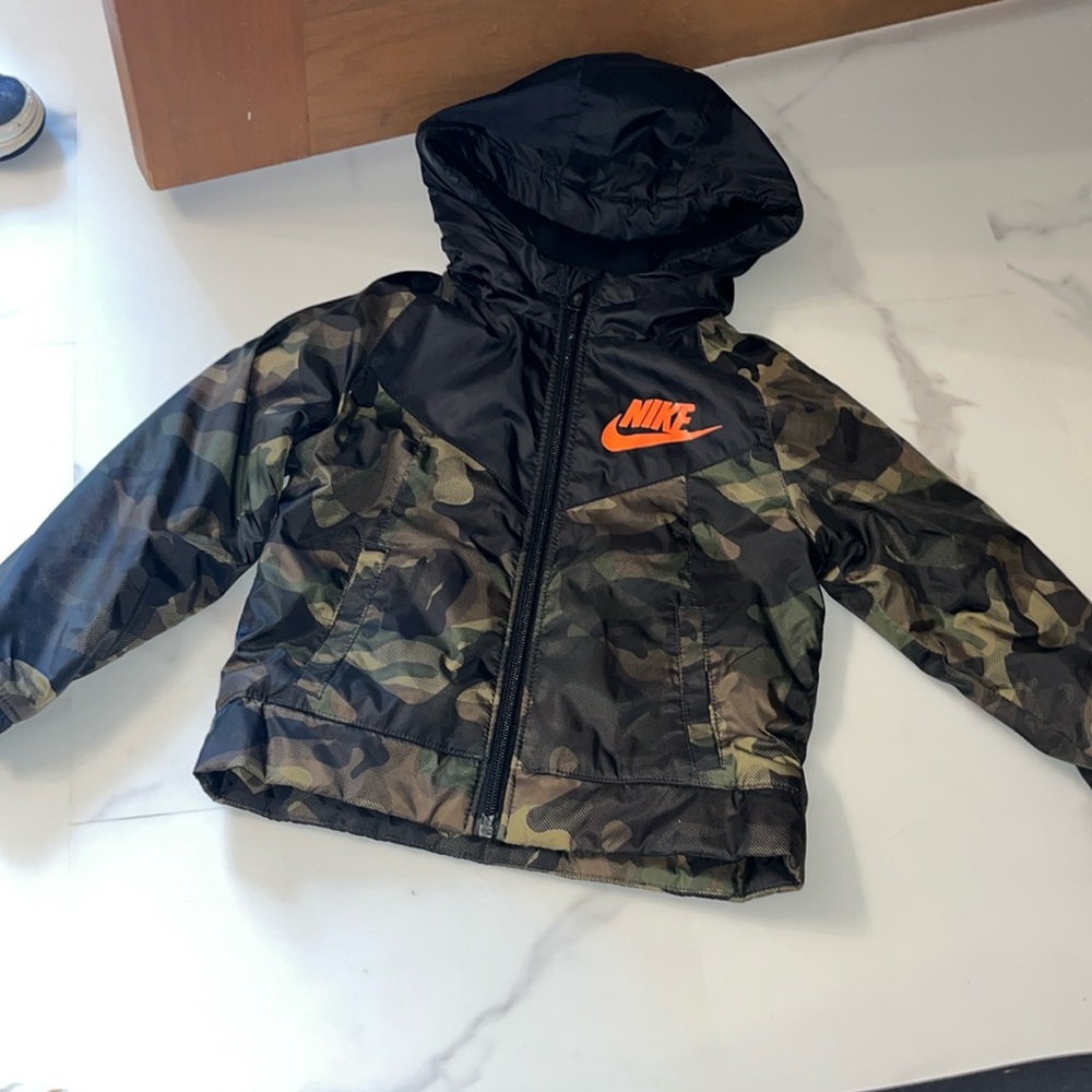 KIDS FLEECE LINED NIKE COAT WITH HOOD